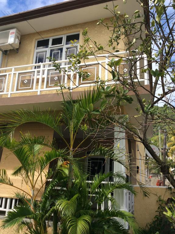 La Casa Mia Guesthouse La Gaulette Eksteriør billede